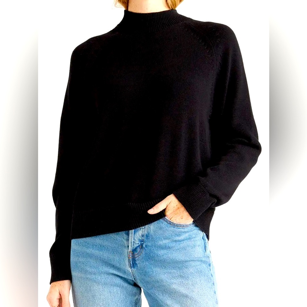 EVERLANE Womens mock turtleneck boxy sweater